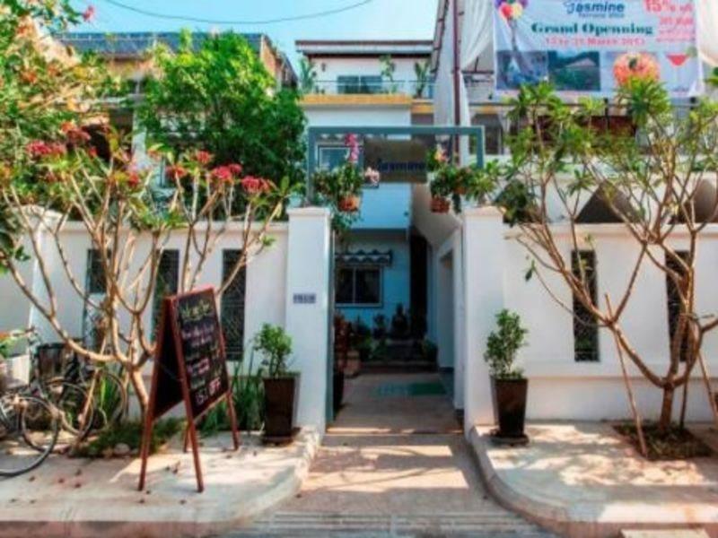 Jasmine Terrace Villa Phnom Penh Bagian luar foto