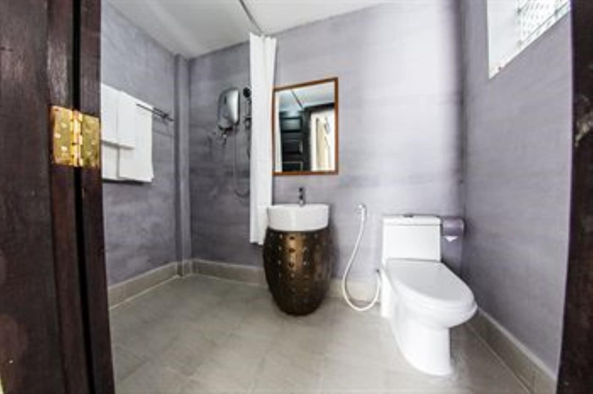 Jasmine Terrace Villa Phnom Penh Bagian luar foto