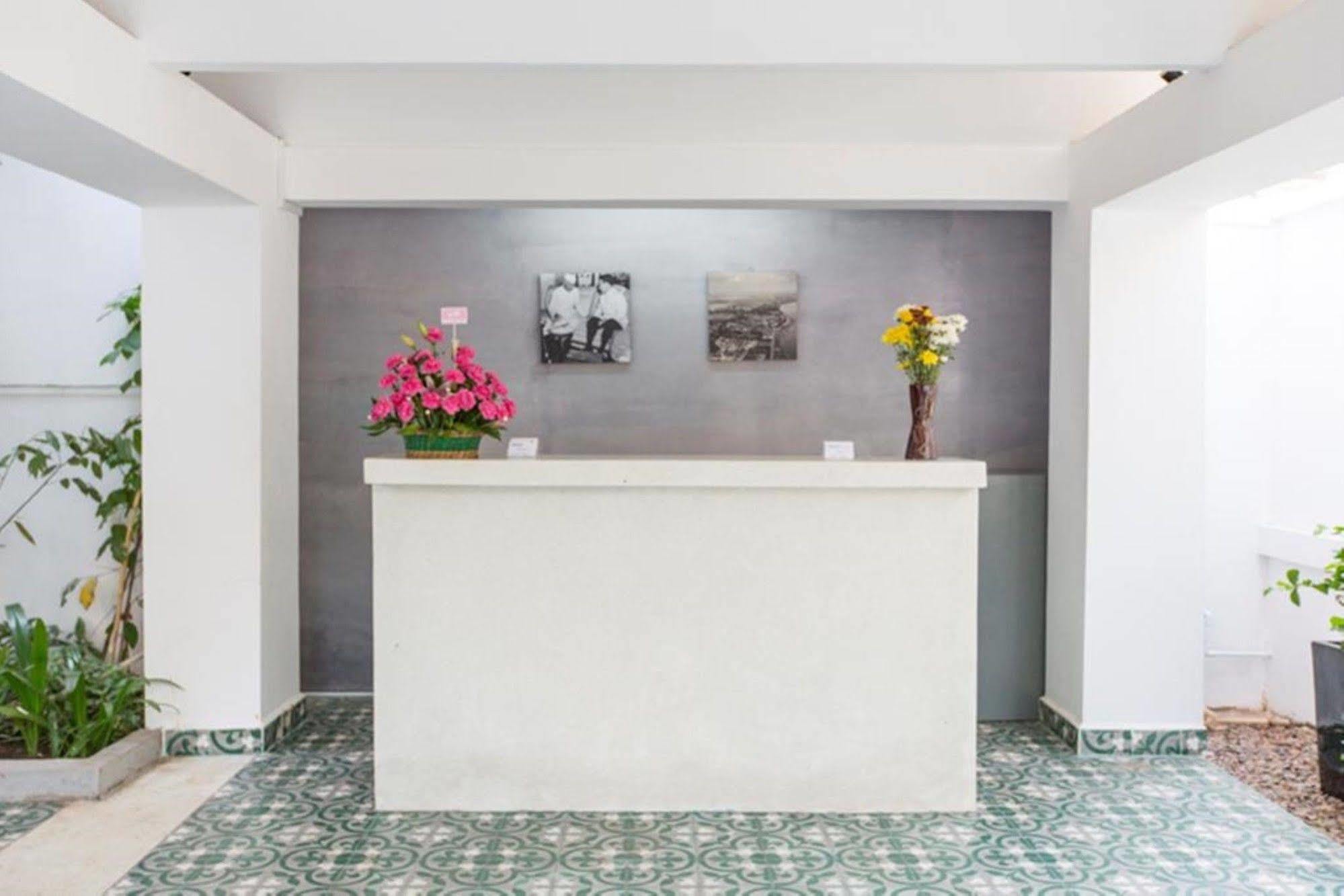 Jasmine Terrace Villa Phnom Penh Bagian luar foto